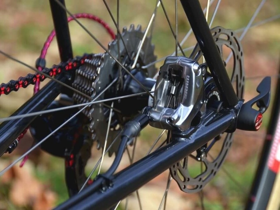 SRAM hydraulic flat mount racing brake