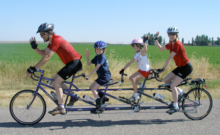 The Towle Family on their Quad tandem, using 2 Rodriguez Kidbacks