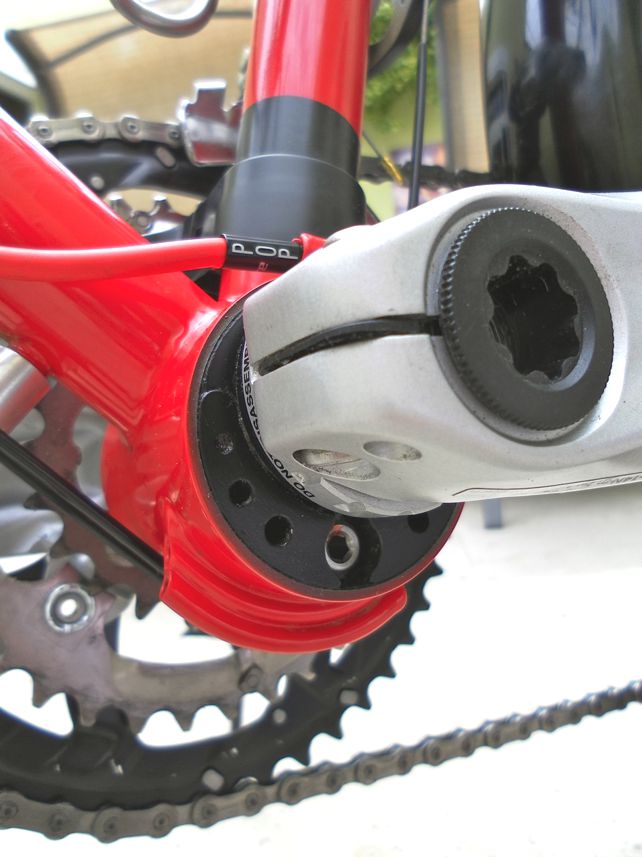 closeup of the crank arms